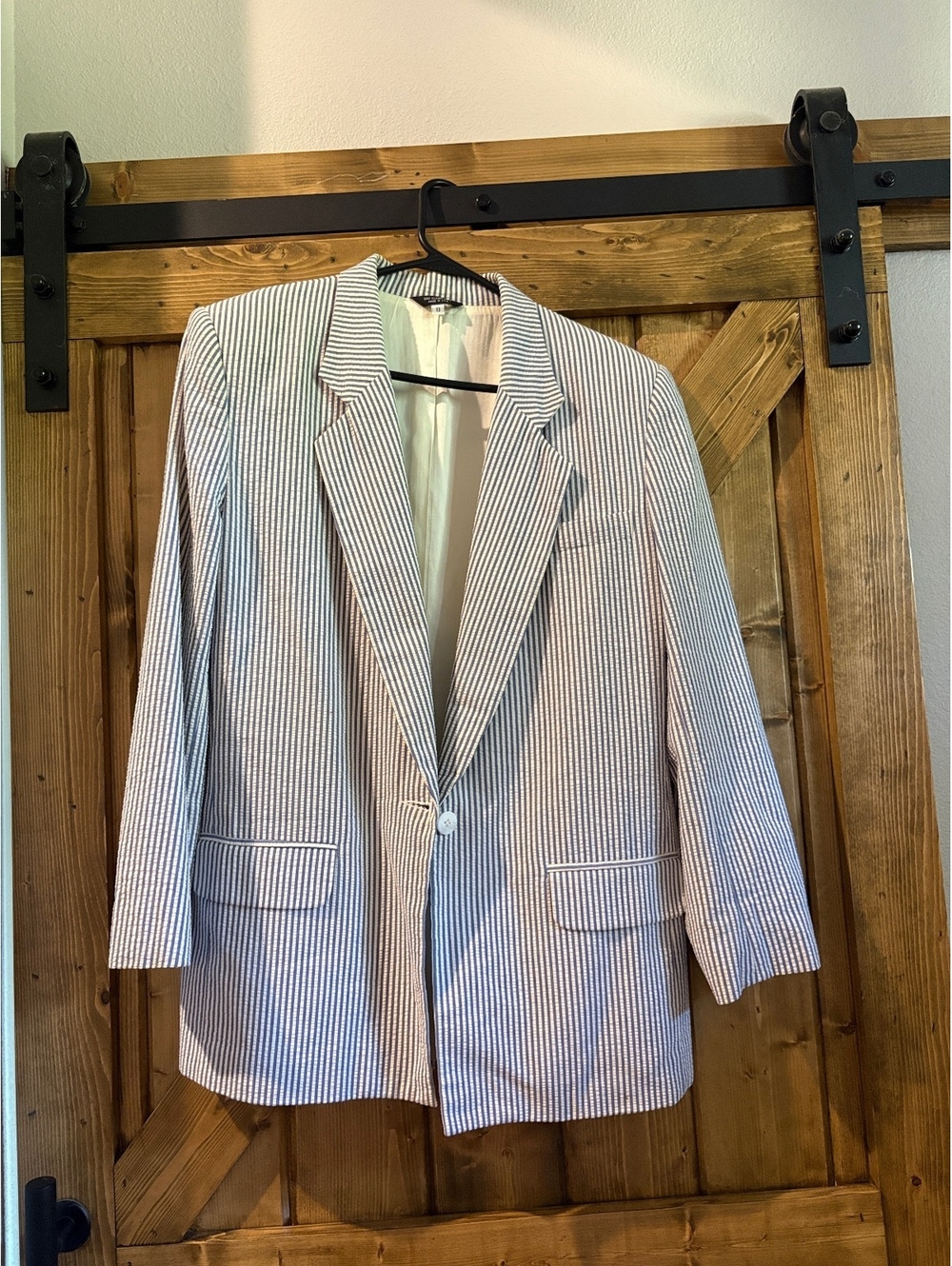 Orvis Size 8 Blue & White Striped Blazer